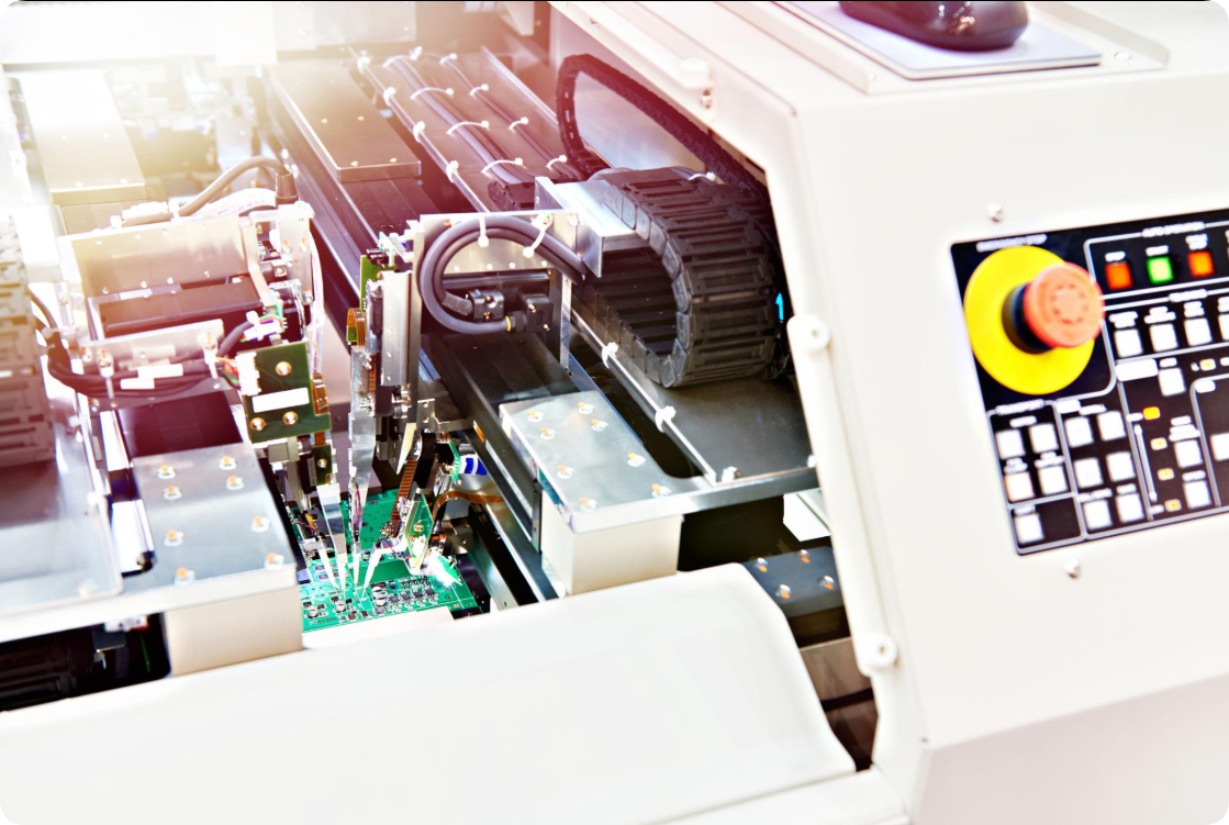 Defect analysis lab and MES traceability dashboard for industrial PCBA